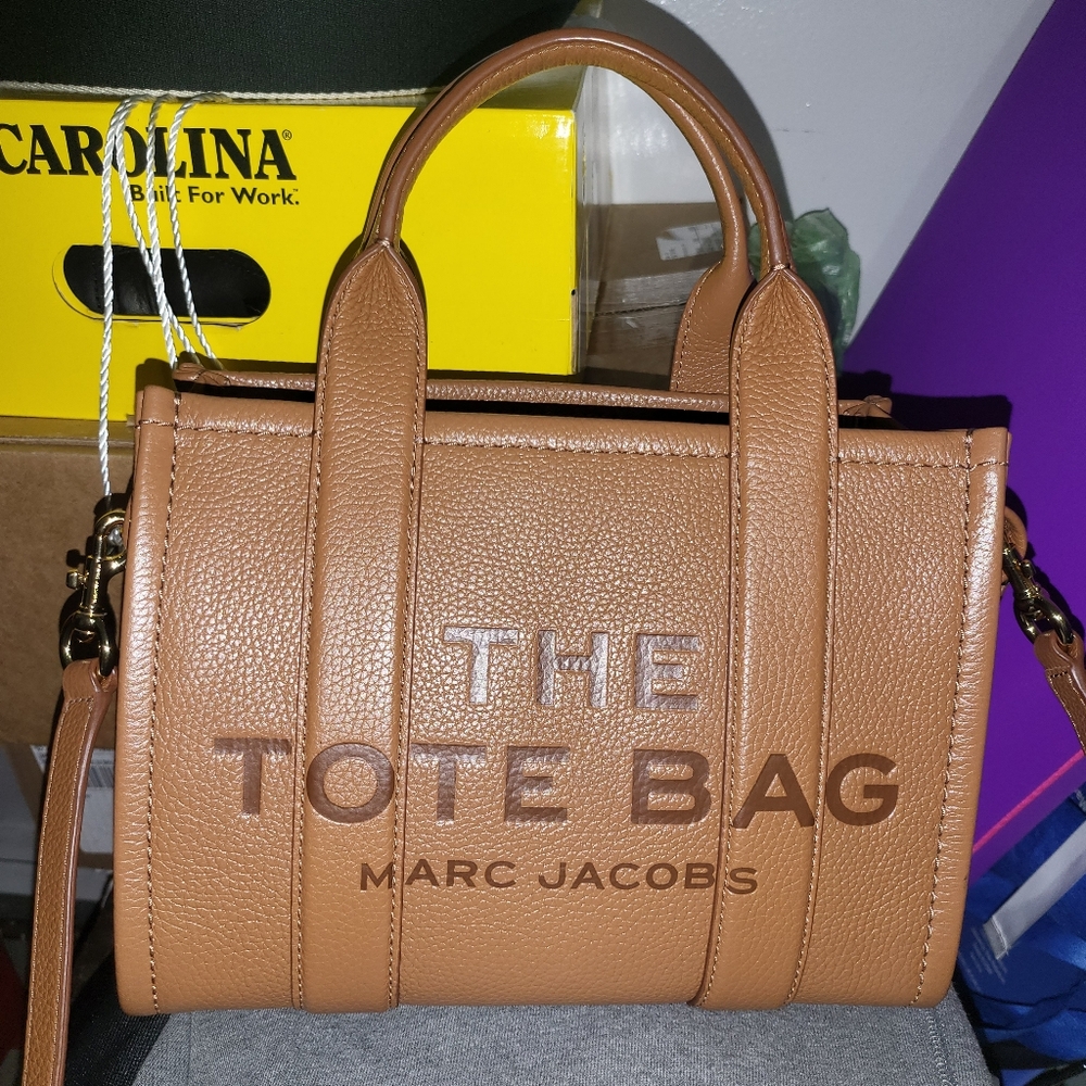 Marc jacobs the tote small